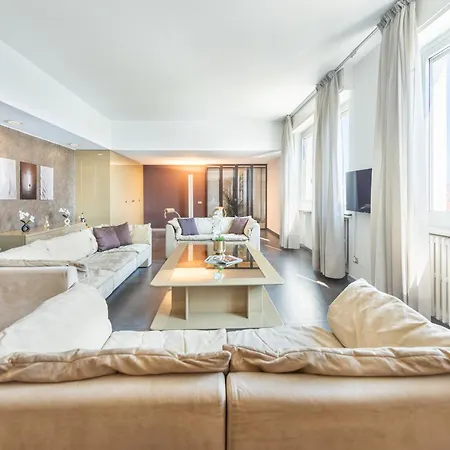 Leone 6 Bilocale P1 Apartment *