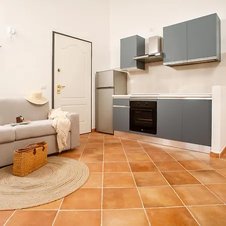 Leone Flat Vi 15' Palau, 30' Porto Cervo & Private Terrace *