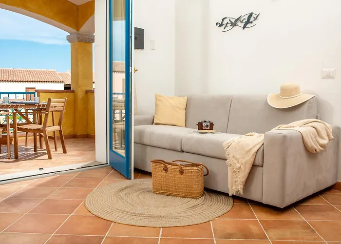Apartman Leone Flat Vi 15' Palau, 30' Porto Cervo & Private Terrace *