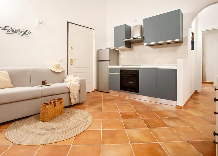 Leone Flat Vi 15' Palau, 30' Porto Cervo & Private Terrace *